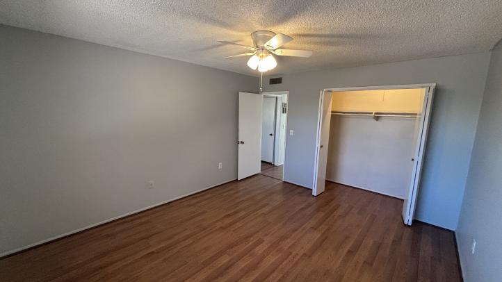 10537 W Coggins DR IMG_4275_10022026