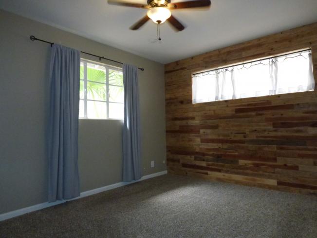 1749 E Medlock DR c1_09212020