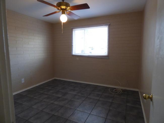 3143 W San Miguel AVE P1020217_01222016 3143 W San Miguel AVE P1020217_01222016