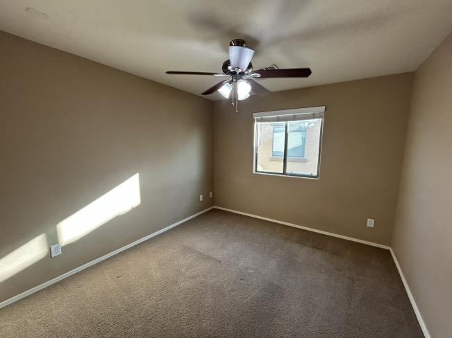 8623 S 40th DR IMG_5398_10162025 8623 S 40th DR IMG_5398_10162025