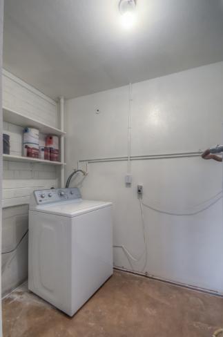 4814 E Avalon DR Laundry Room-SMALL_10212016