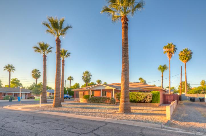 4814 E Avalon DR Front (1)-SMALL_10212016