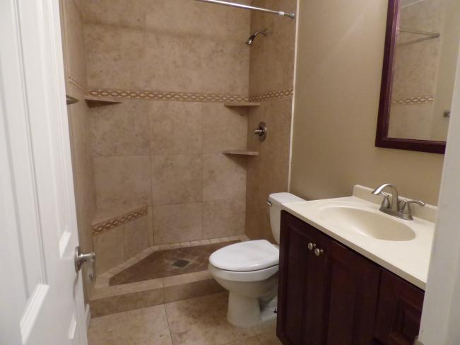10808 N 37th Ave P1040099_04132017