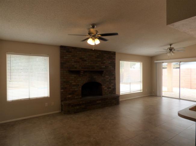 641 W Laguna Azul Ave d2_08252020