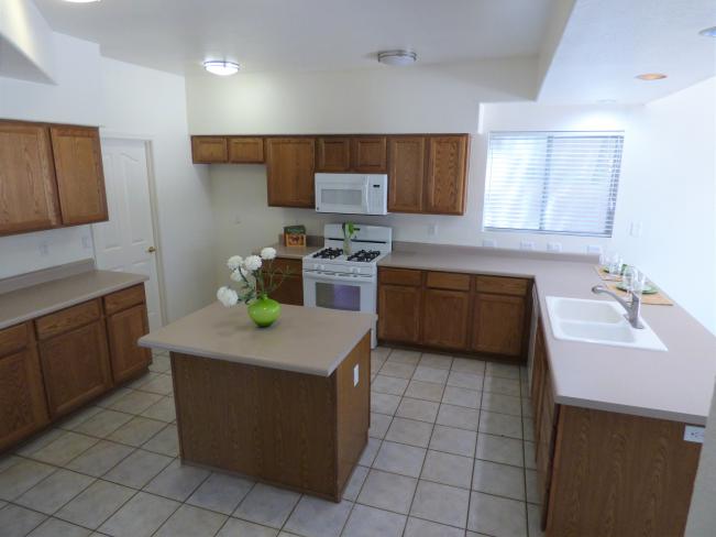 553 E Baylor Ln b_08272019 553 E Baylor Ln b_08272019