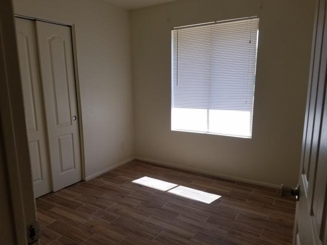 9024 W Roma Ave 20170225_131546_02252017