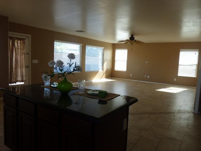 4005 S 55th DR P1060843_11212018