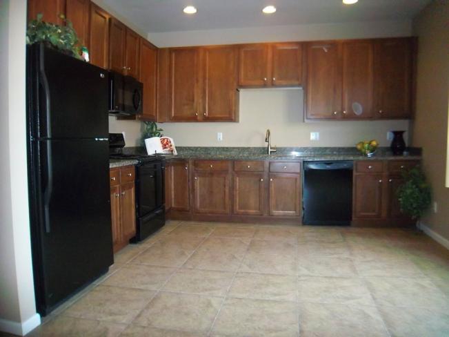 15430 N 25th ST Kitchen