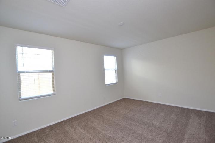 30915 W Amelia AVE Pic (23)_11202019