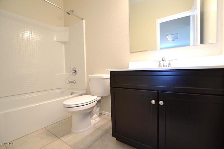 30915 W Amelia AVE Pic (3)_11202019