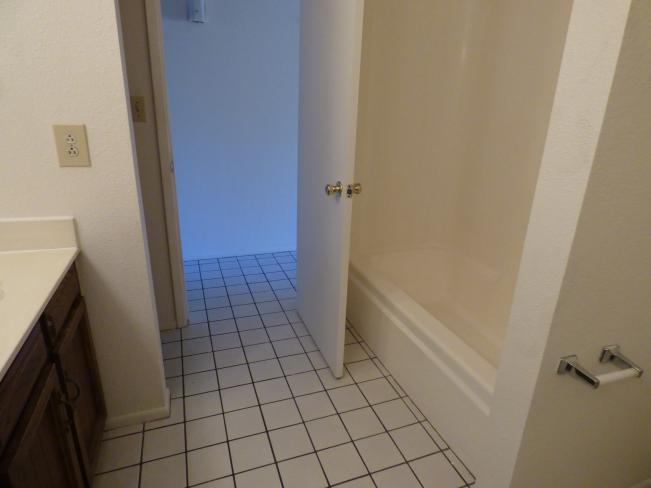 509 E Colgate DR P1030383_08152016 509 E Colgate DR P1030383_08152016