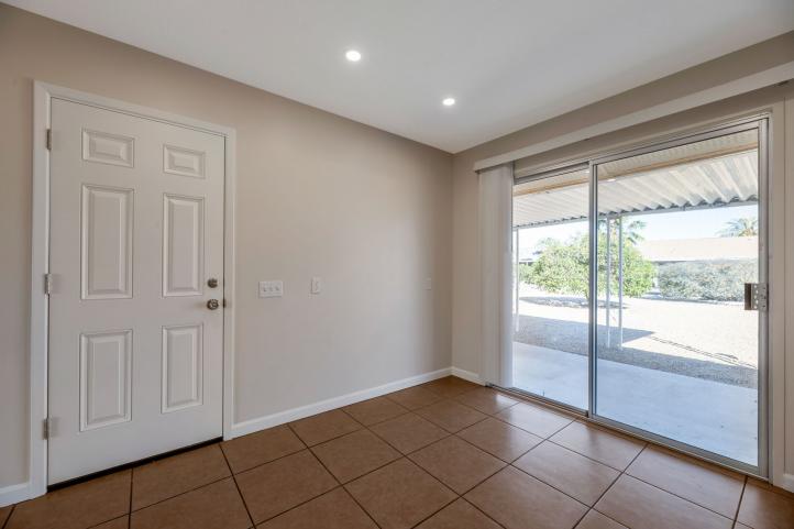 9822 W Silverbell DR Pic (7)_12052025