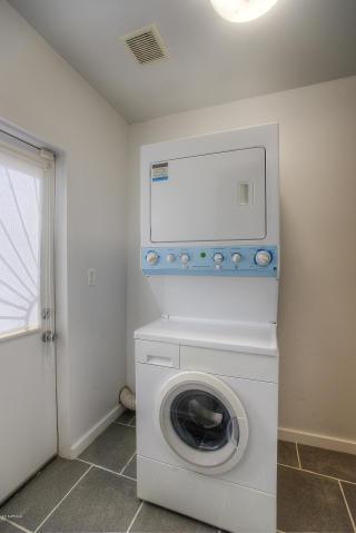 502 E Osborn Rd Pic (7)_12202018