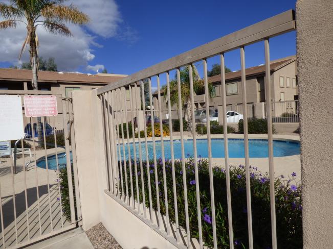 1406 W Emerald AVE 2015-11-10 13_11112015