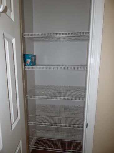 5450 E Deer Valley DR 5g Pantry_04112019