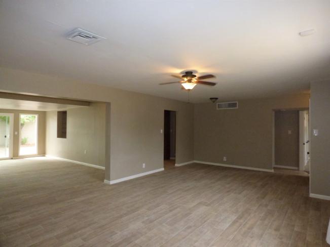1749 E Medlock DR d2_09212020
