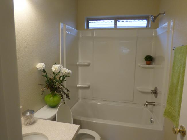 503 W Grovers Ave P1060445_11092018