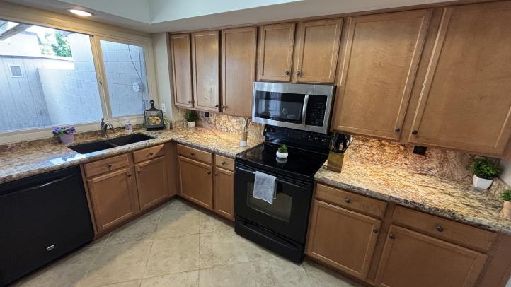 1726 E Baker Dr IMG_2993_04162026