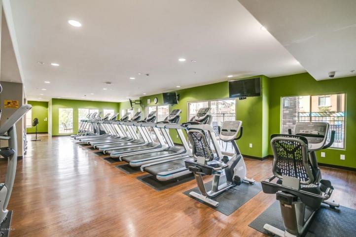 5450 E Deer Valley DR 52_04112019