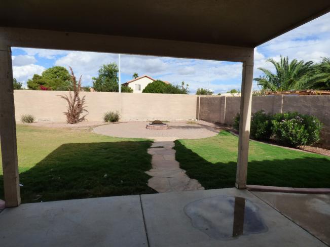 1212 W Oriole WAY P1030735_11252016