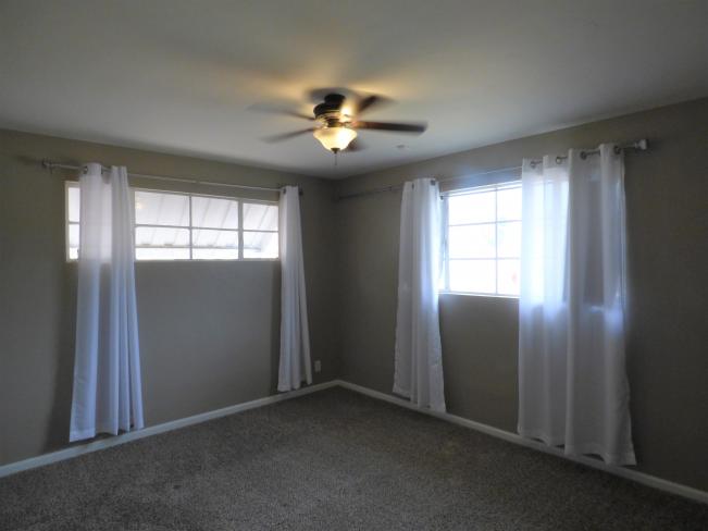 1749 E Medlock DR e4_09212020