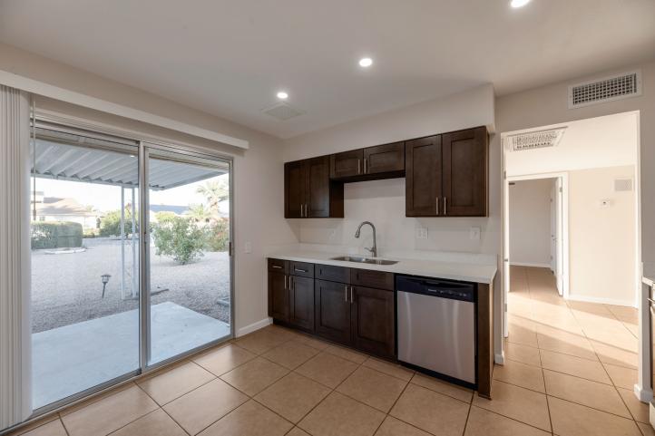 9822 W Silverbell DR Pic (18)_12052025