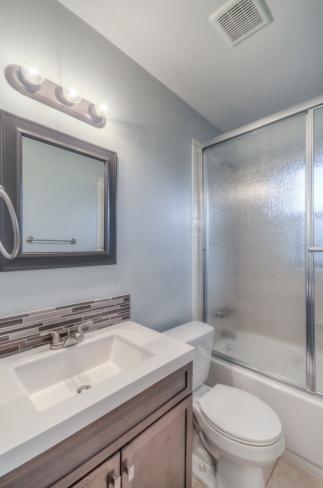 4814 E Avalon DR 2nd Bathroom (2)-SMALL_10212016