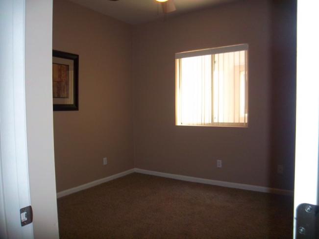 15430 N 25th ST Bedroom1