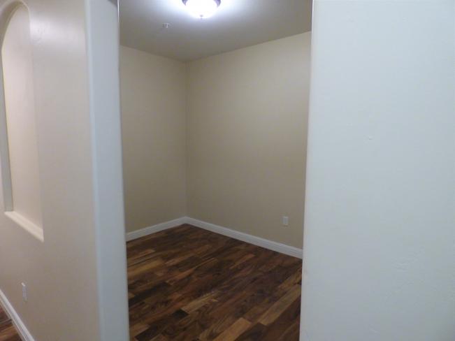 5450 E Deer Valley DR 22Den_04112019