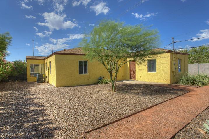 502 E Osborn Rd Pic (13)_12202018