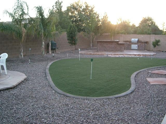 733 W Canary Way canary back_11092016