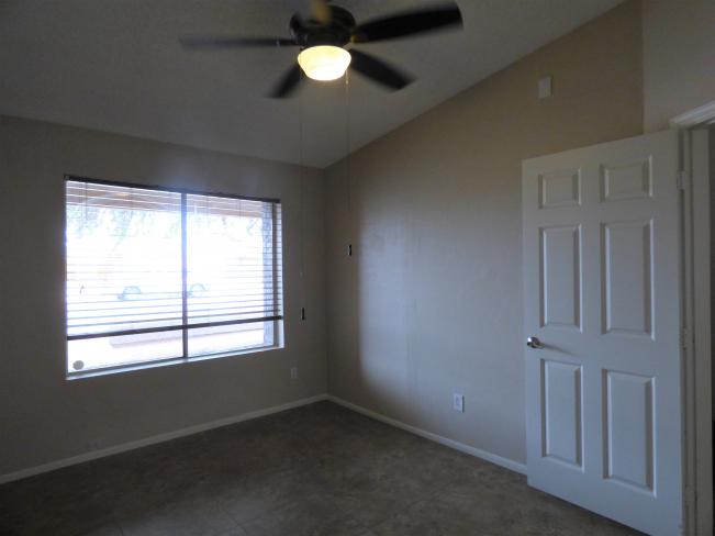 641 W Laguna Azul Ave e7_08252020