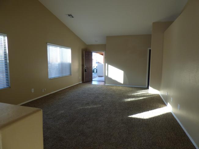 9739 W Riverside AVE 2015-12-29 15_12302015