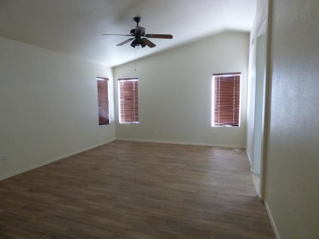 9009 W Holly ST 2016-03-17 16_03232016