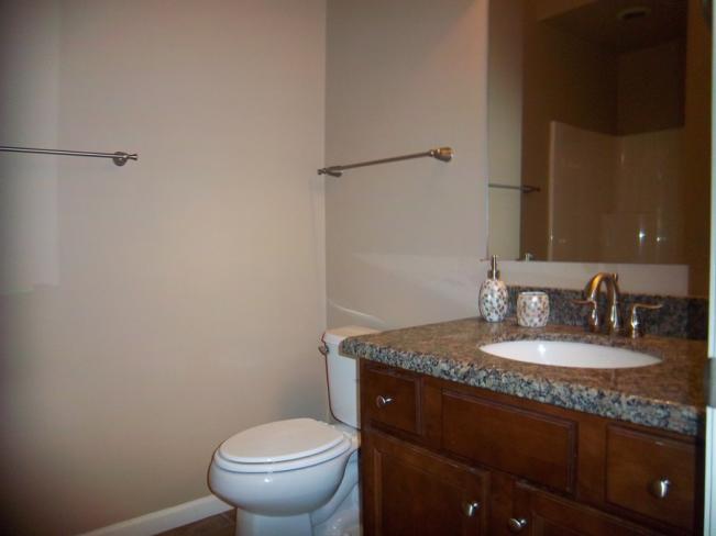 15430 N 25th ST Hall bath