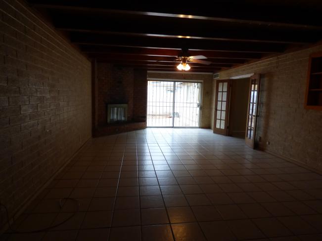 3143 W San Miguel AVE P1020236_01222016 3143 W San Miguel AVE P1020236_01222016
