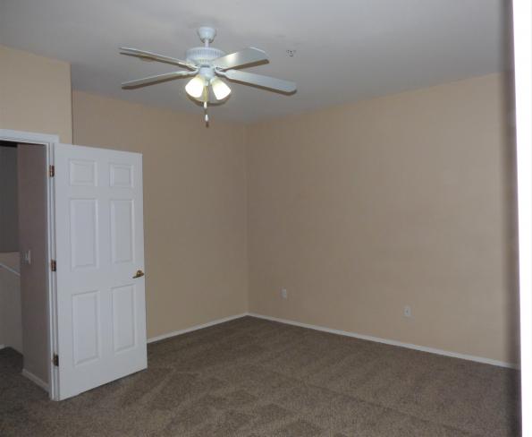1702 E Bell RD c9_01102020