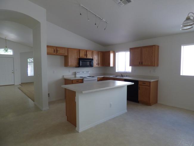 10535 W Whyman AVE P1020974_05242016