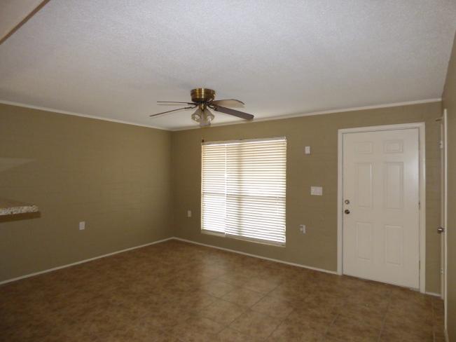 12438 N 111th DR P1080214_04092019