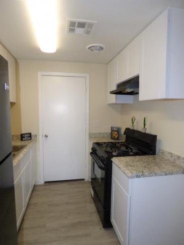 5941 W Cypress St b_04162021