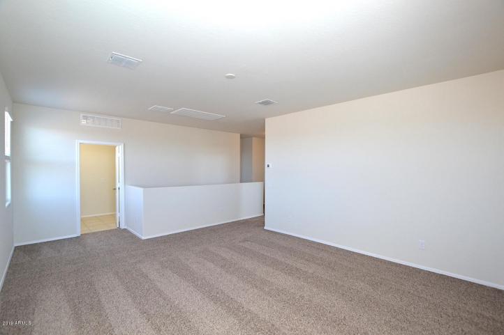 30915 W Amelia AVE Pic (2)_11202019