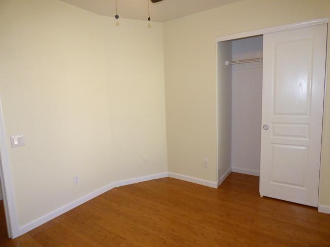 3023 E Captain Dreyfus AVE P1170677_08082023