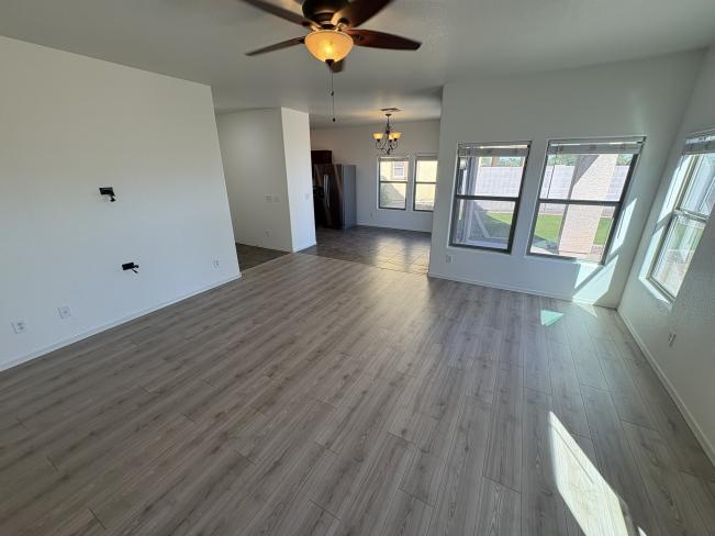 7709 S 63rd Dr IMG_3691_11042025