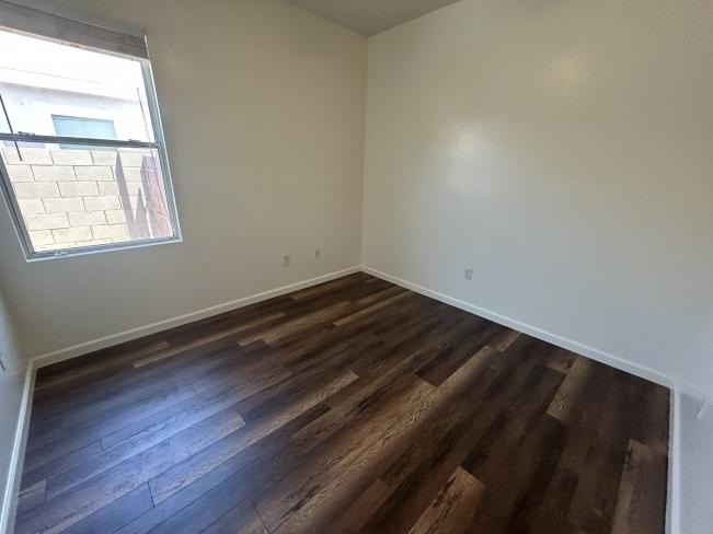 7210 S 41st Dr IMG_4339_06302025 7210 S 41st Dr IMG_4339_06302025