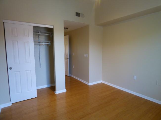 1920 E Bell RD P1170382_06062023